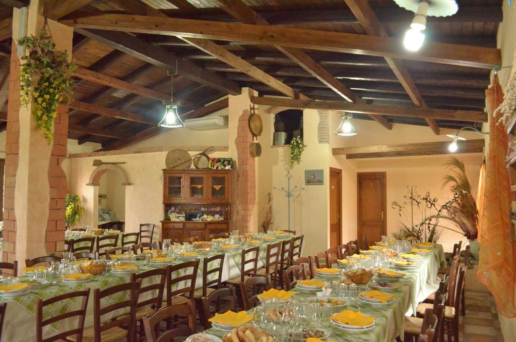 Agriturismo S'Aranada Villa Marrubiu ภายนอก รูปภาพ