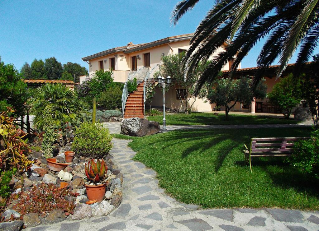 Agriturismo S'Aranada Villa Marrubiu ภายนอก รูปภาพ