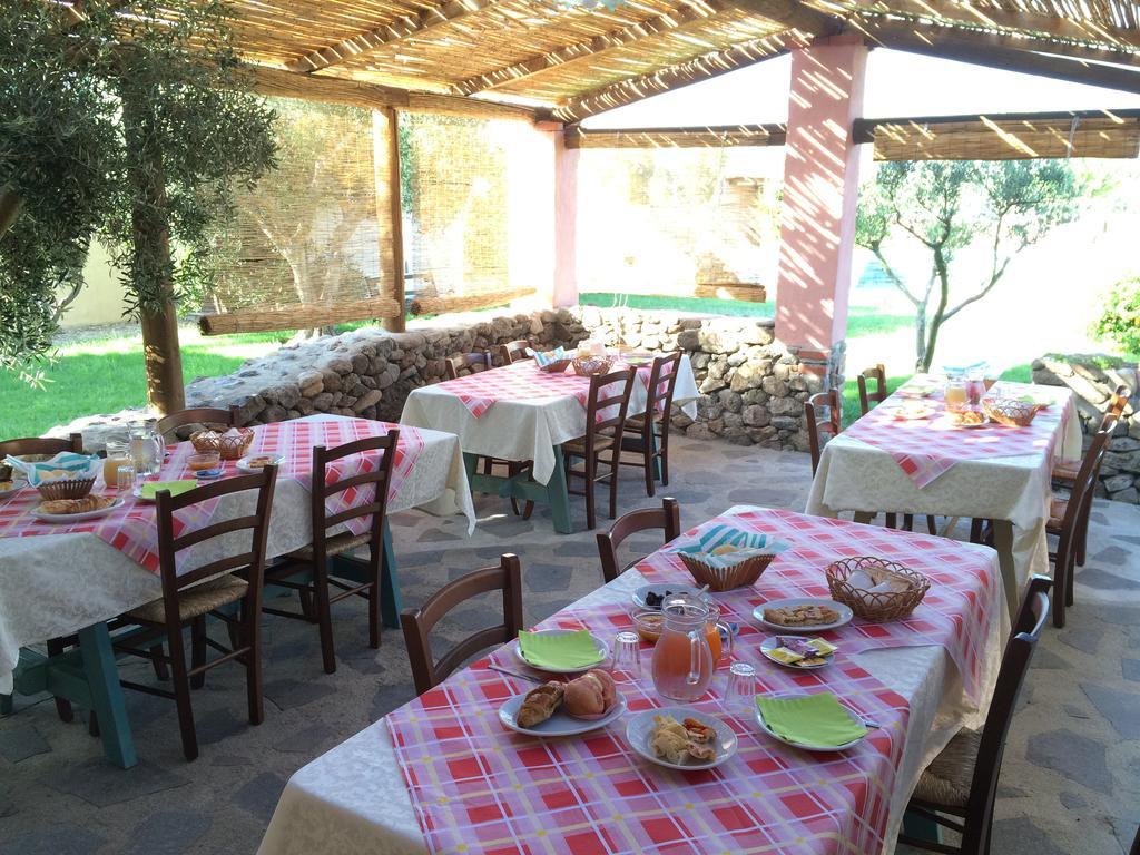 Agriturismo S'Aranada Villa Marrubiu ภายนอก รูปภาพ